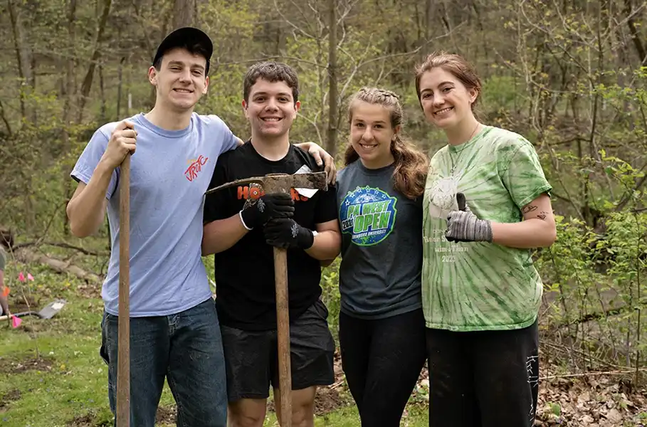 Students ready to plant trees